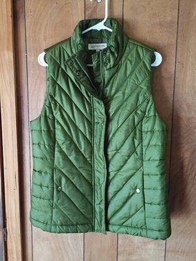 Jones New York Quilted Vest Women Medium Green Zip Snap Lightweight Preppy
